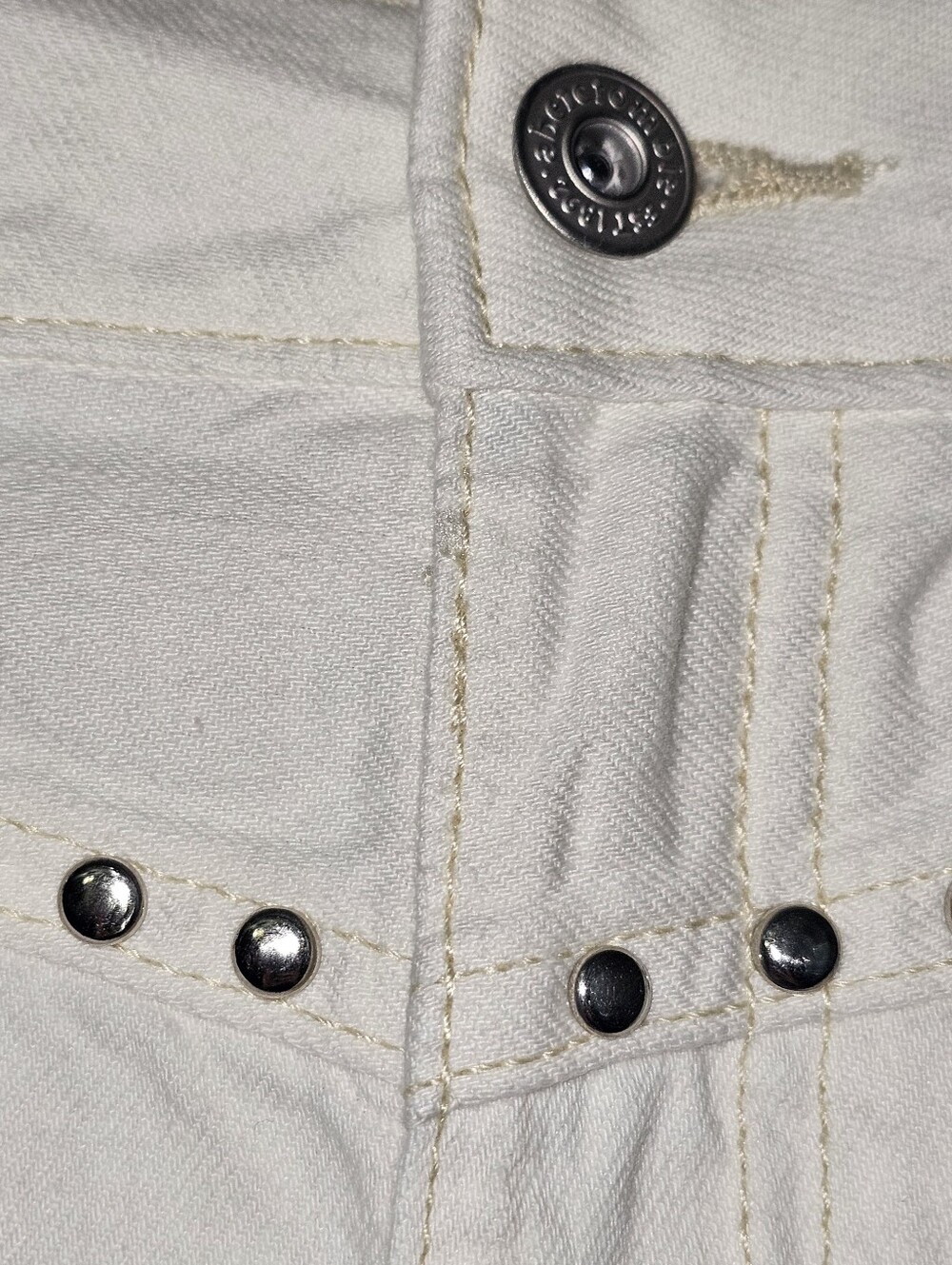 NWT Abercrombie Kids Ultra Wide Leg White Stud-Accent High Rise Jeans 11/12 - Picture 7 of 12